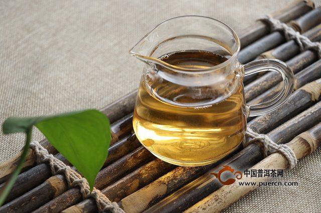 茶叶中含有许多对人体有益的物质,研究显示喝茶能养生,经常喝茶