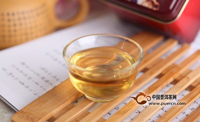 不同的茶,在保存、冲泡、饮用的方法上都各有讲究