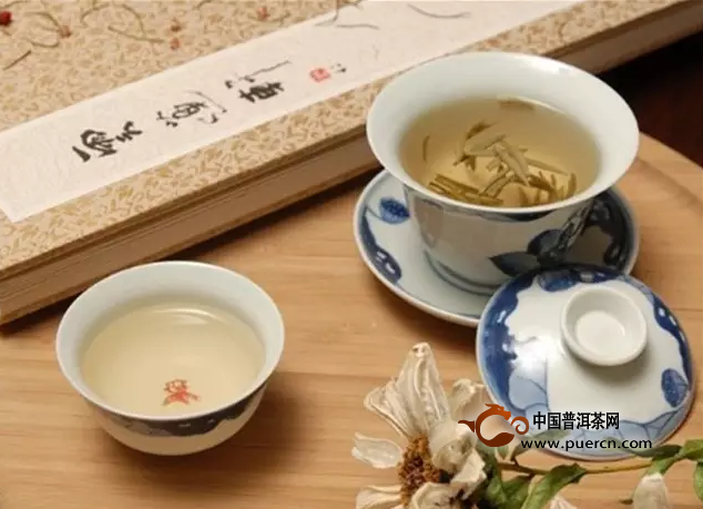 什么样的季节应该选择泡什么茶喝茶更加养生?