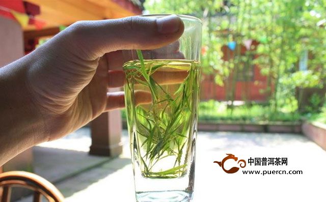 青茶和绿茶这两种茶,在什么时候喝效果最好呢?
