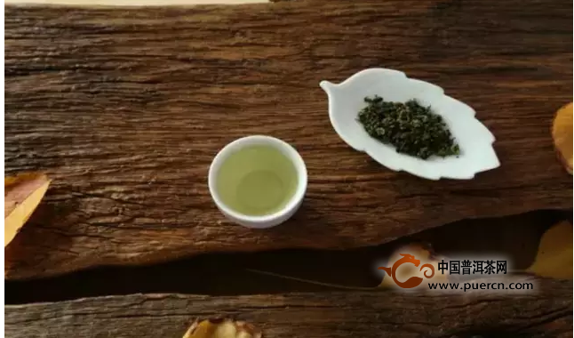 普洱熟茶,天气转凉,饮食会不知不觉地过量,稍不留神,体重就会