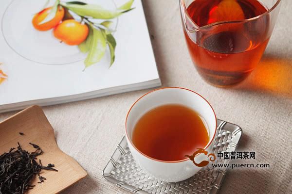 寒冬季节,来一杯暖茶可谓是最享受的事情了!