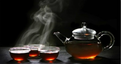 冬天喝茶应以红茶为首选
