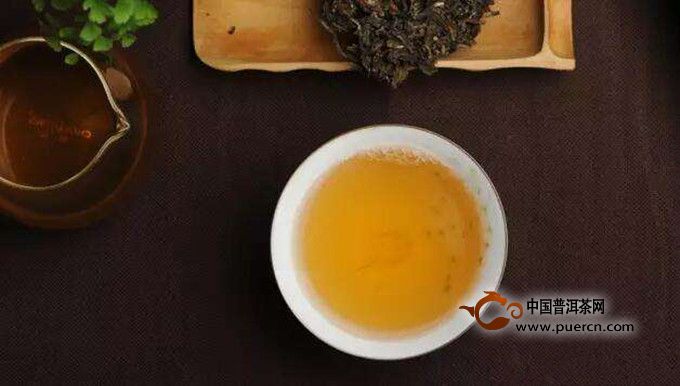 春季喝普洱茶可以起到养生保健的功效