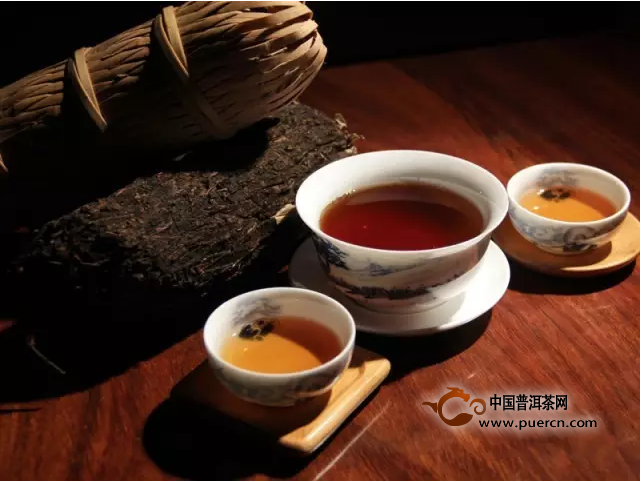 黑茶被誉为茶叶中的“粗粮”,别小看这粗老叶子,其中蕴藏着健康