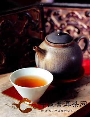 茶不但对多种疾病有治疗效能,而且有良好的延年益寿、抗老强身的
